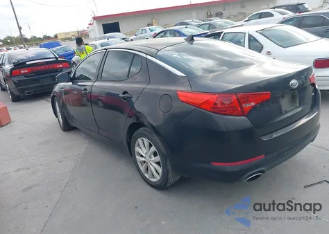 2011 Kia Optima Lx z USA, uszkodzony, nr VIN KNAGM4A75B5057898